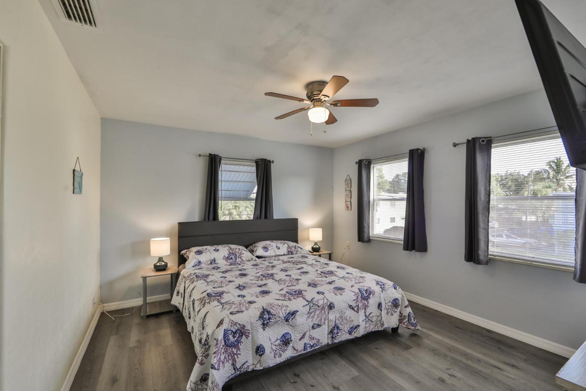 Lovely Vacation Home 1 Block From Beach & Downtown Gulfport Αγία Πετρούπολη Εξωτερικό φωτογραφία